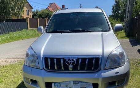 Toyota Land Cruiser Prado 120 рестайлинг, 2006 год, 1 700 000 рублей, 1 фотография