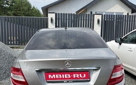 Mercedes-Benz C-Класс, 2009 год, 1 100 000 рублей, 1 фотография