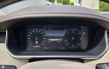 Land Rover Range Rover IV рестайлинг, 2018 год, 7 300 000 рублей, 12 фотография
