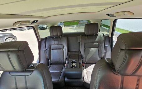 Land Rover Range Rover IV рестайлинг, 2018 год, 7 300 000 рублей, 16 фотография