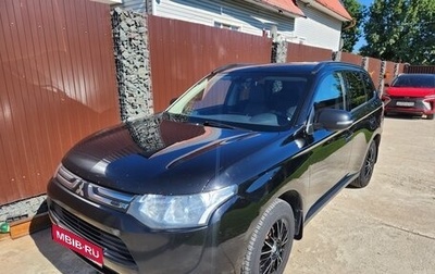 Mitsubishi Outlander III рестайлинг 3, 2013 год, 1 300 000 рублей, 1 фотография