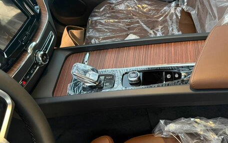 Volvo XC60 II, 2025 год, 6 450 000 рублей, 8 фотография