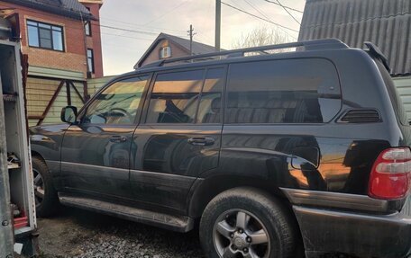 Toyota Land Cruiser 100 рестайлинг 2, 2005 год, 1 200 000 рублей, 3 фотография