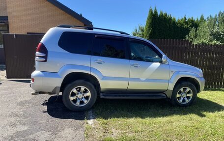 Toyota Land Cruiser Prado 120 рестайлинг, 2006 год, 1 700 000 рублей, 2 фотография