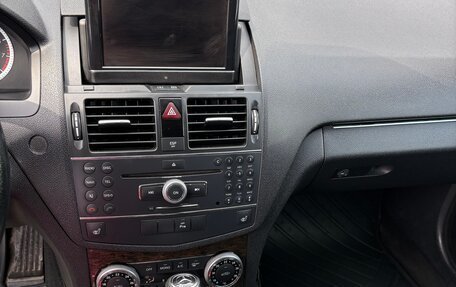 Mercedes-Benz C-Класс, 2009 год, 1 100 000 рублей, 6 фотография