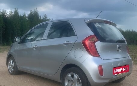 KIA Picanto II, 2013 год, 580 000 рублей, 3 фотография