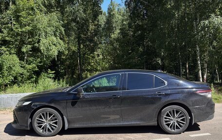 Toyota Camry, 2022 год, 2 800 000 рублей, 5 фотография