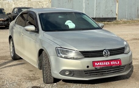 Volkswagen Jetta VI, 2011 год, 610 000 рублей, 6 фотография