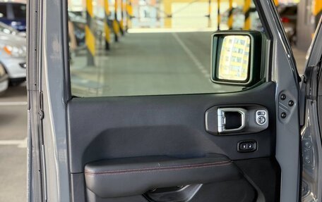 Jeep Wrangler, 2019 год, 4 700 000 рублей, 16 фотография