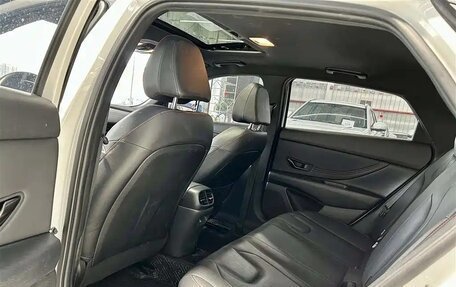 Hyundai Elantra, 2023 год, 1 550 000 рублей, 10 фотография