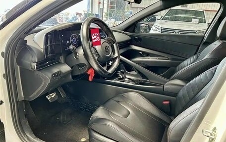 Hyundai Elantra, 2023 год, 1 550 000 рублей, 11 фотография