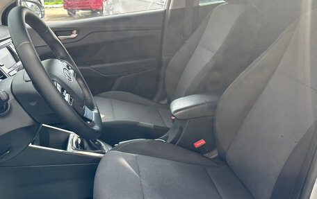 Hyundai Solaris II рестайлинг, 2017 год, 799 000 рублей, 6 фотография