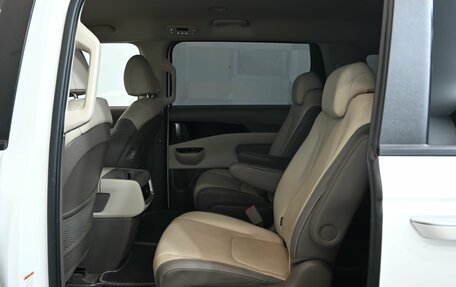 KIA Carnival, 2021 год, 3 850 000 рублей, 19 фотография
