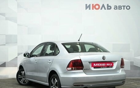 Volkswagen Polo VI (EU Market), 2015 год, 900 000 рублей, 4 фотография