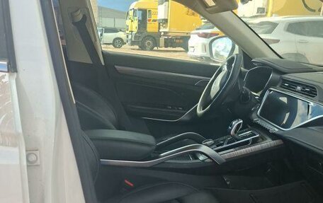 Geely Atlas, 2023 год, 1 265 000 рублей, 5 фотография