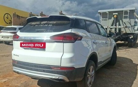 Geely Atlas, 2023 год, 1 265 000 рублей, 4 фотография