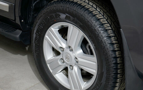 Toyota Land Cruiser 200, 2012 год, 4 400 000 рублей, 10 фотография