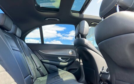 Mercedes-Benz E-Класс, 2016 год, 2 850 000 рублей, 4 фотография