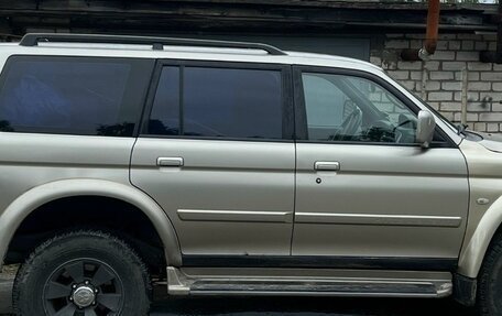 Mitsubishi Pajero Sport II рестайлинг, 2005 год, 780 000 рублей, 3 фотография