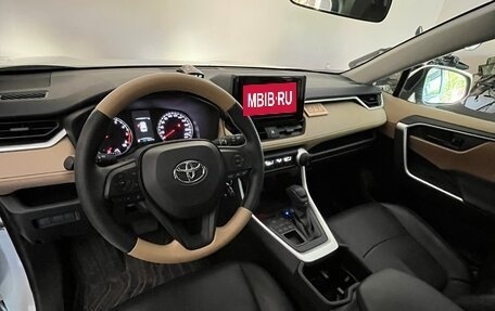 Toyota RAV4, 2022 год, 3 670 000 рублей, 3 фотография