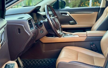 Lexus RX IV рестайлинг, 2017 год, 4 700 000 рублей, 5 фотография