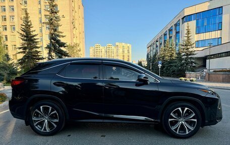 Lexus RX IV рестайлинг, 2017 год, 4 700 000 рублей, 11 фотография