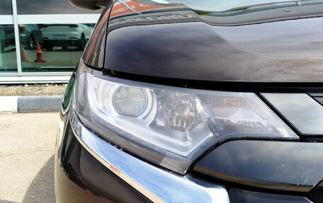 Mitsubishi Outlander III рестайлинг 3, 2021 год, 2 460 000 рублей, 9 фотография