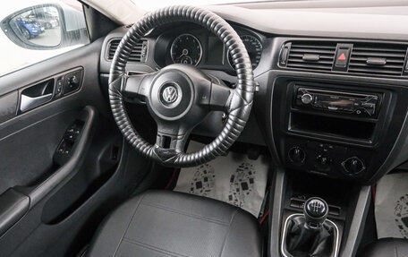 Volkswagen Jetta VI, 2013 год, 979 000 рублей, 10 фотография