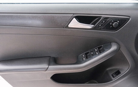 Volkswagen Jetta VI, 2013 год, 979 000 рублей, 19 фотография