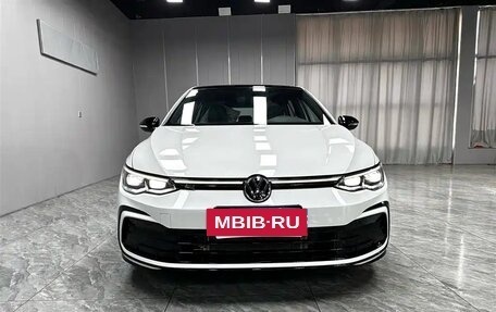 Volkswagen Golf VIII, 2023 год, 1 700 000 рублей, 3 фотография