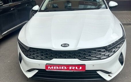 KIA K5, 2021 год, 2 100 000 рублей, 1 фотография