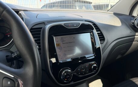 Renault Kaptur I рестайлинг, 2019 год, 1 850 000 рублей, 14 фотография