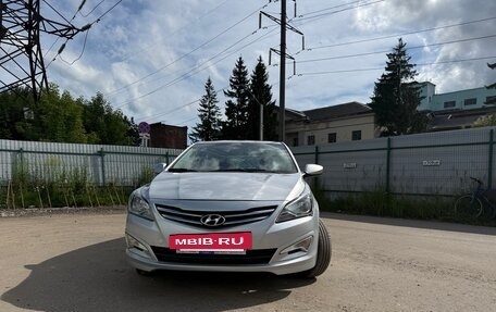 Hyundai Solaris II рестайлинг, 2014 год, 799 999 рублей, 2 фотография