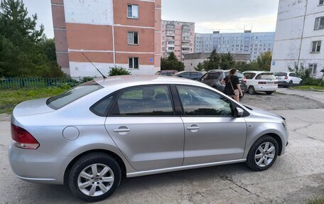 Volkswagen Polo VI (EU Market), 2012 год, 830 000 рублей, 2 фотография