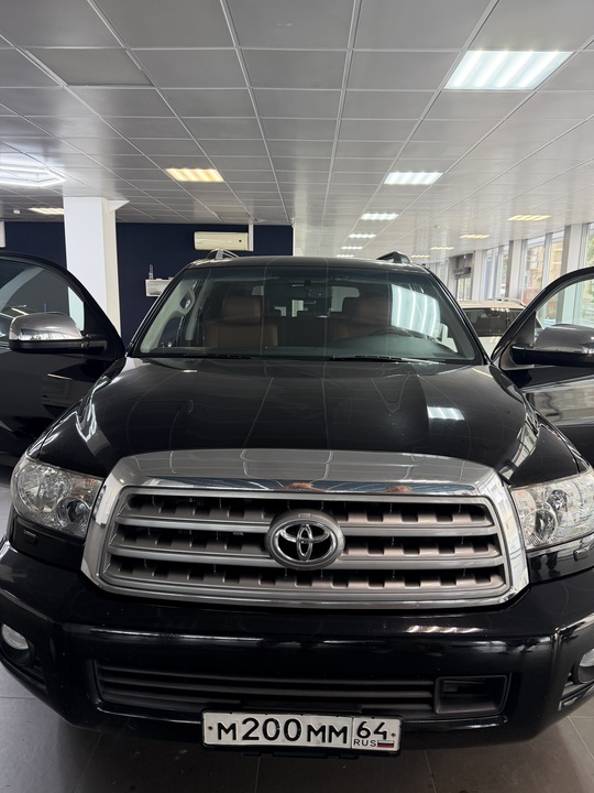 Toyota Sequoia II, 2011 год, 4 250 000 рублей, 1 фотография