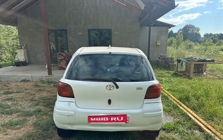 Toyota Vitz, 2003 год, 380 000 рублей, 4 фотография
