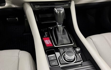 Mazda 6, 2018 год, 2 390 000 рублей, 16 фотография