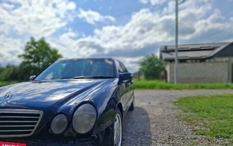 Mercedes-Benz E-Класс, 2000 год, 800 000 рублей, 14 фотография