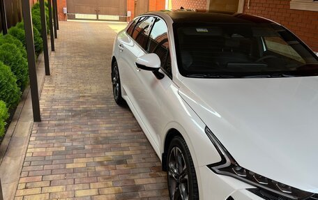 KIA K5, 2021 год, 2 700 000 рублей, 2 фотография