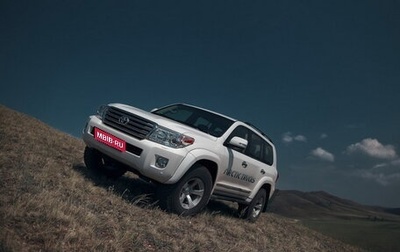 Toyota Land Cruiser 200, 2012 год, 4 000 000 рублей, 1 фотография