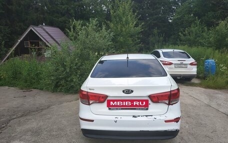 KIA Rio III рестайлинг, 2016 год, 430 000 рублей, 20 фотография