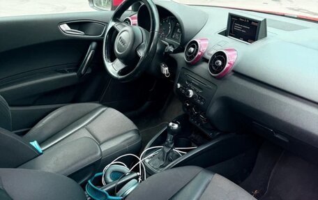 Audi A1, 2011 год, 1 080 000 рублей, 6 фотография