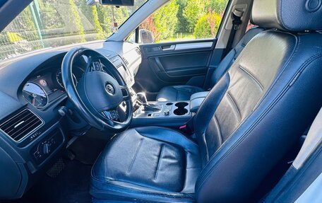 Volkswagen Touareg III, 2012 год, 1 790 000 рублей, 4 фотография