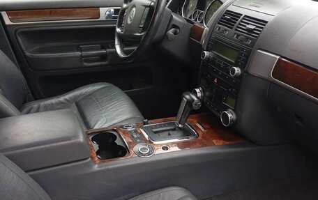Volkswagen Touareg III, 2007 год, 700 000 рублей, 3 фотография
