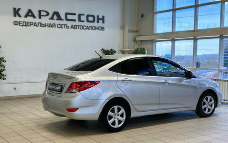 Hyundai Solaris II рестайлинг, 2011 год, 799 000 рублей, 2 фотография