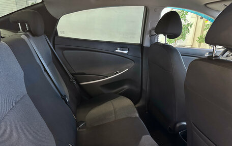 Hyundai Solaris II рестайлинг, 2011 год, 799 000 рублей, 10 фотография