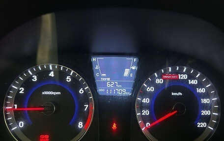 Hyundai Solaris II рестайлинг, 2011 год, 799 000 рублей, 11 фотография