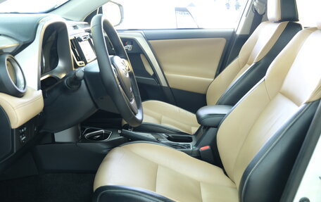 Toyota RAV4, 2016 год, 2 599 000 рублей, 8 фотография