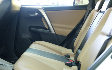 Toyota RAV4, 2016 год, 2 599 000 рублей, 22 фотография