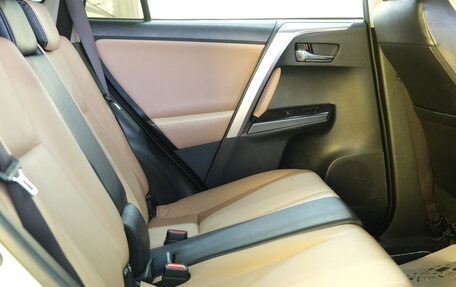 Toyota RAV4, 2016 год, 2 599 000 рублей, 23 фотография